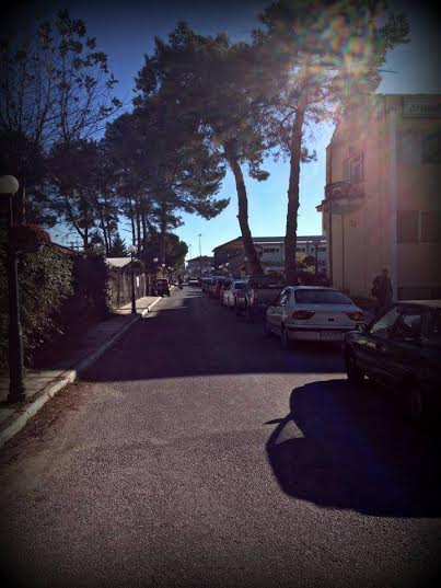 Κλείνουν ο δρόμος και το parking του Δημαρχείου Αλμωπίας λόγω Χριστουγεννιάτικου Χωριού