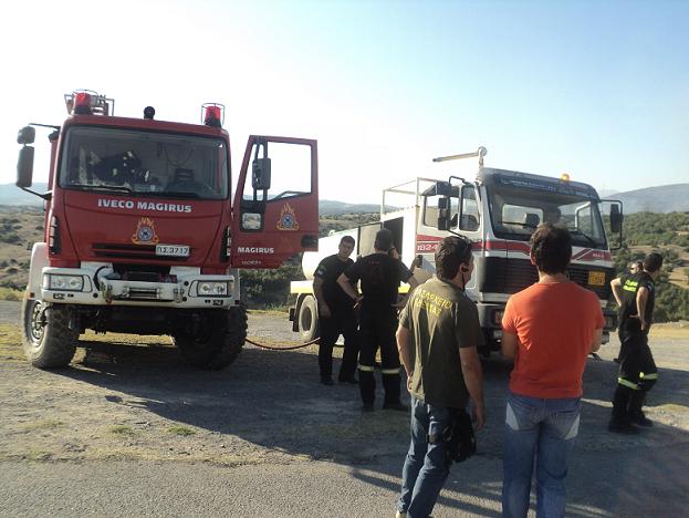 Επικίνδυνη εξέλιξη είχε η φωτιά που μαινόταν στην περιοχή της Λάκκας Δήμου Πέλλας.