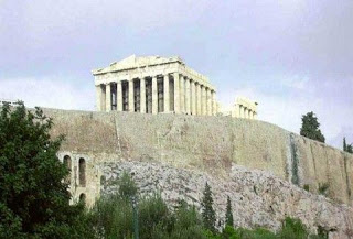 Σοκάρει η ομολογία μιας Ελβετίδας: “Μισώ τους Έλληνες διότι…”