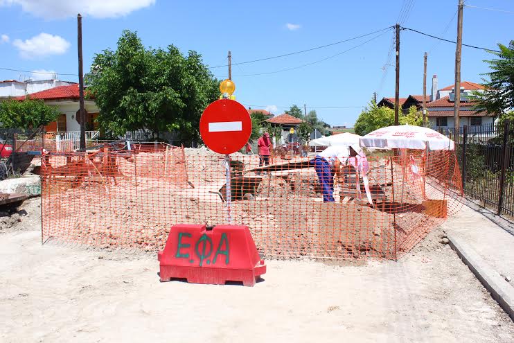 Πέντε νέοι τάφοι στην καρδιά της Πέλλας  (φωτογραφίες)