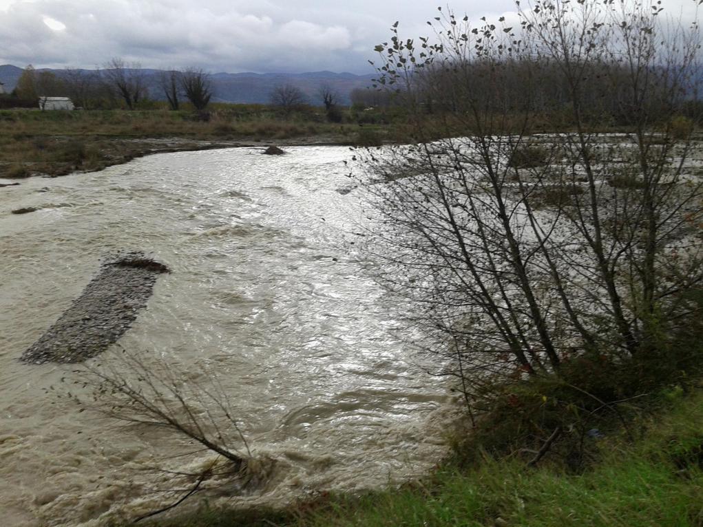 ΑΥΤΟΨΙΑ ΑΝΤΙΠΕΡΙΦΕΡΕΙΑΡΧΗ ΠΕΛΛΑΣ ΘΕΟΔΩΡΙΔΗ ΣΤΟΥΣ ΧΕΙΜΑΡΡΟΥΣ ΑΛΜΩΠΙΑΣ ΜΕΤΑ ΤΑ ΕΝΤΟΝΑ ΚΑΙΡΙΚΑ ΦΑΙΝΟΜΕΝΑ
