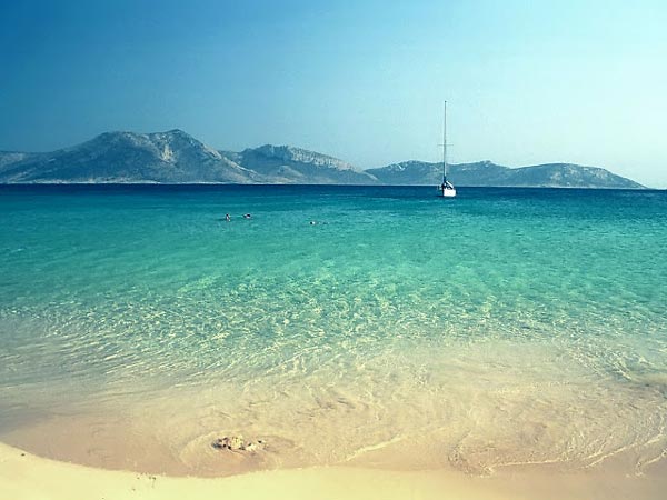 Tα 9 πιο όμορφα νησιά της Ελλάδας σύμφωνα με το CNN – ΕΙΚΟΝΕΣ