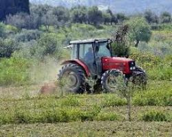 Βιβλία εσόδων-εξόδων για αγρότες και φόρος 13% από το πρώτο ευρώ