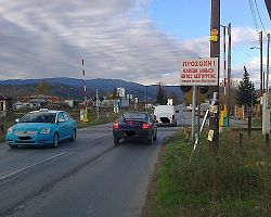 Μαυροβούνι Πέλλας: Τρένο παρέσυρε αυτοκίνητο, ένας νεκρός και ένας τραυματίας