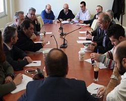 Ο.Ε.Ε.: Αποκλεισμός εφοριών και αποχή από τις φορολογικές δηλώσεις