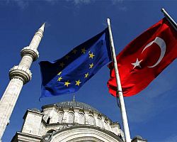 Κομισιόν: 5 όροι στην Τουρκία για να καταργηθεί η βίζα
