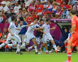 Με Καραγκούνη «δαγκωτό» η Ελλάδα μένει στο Euro…