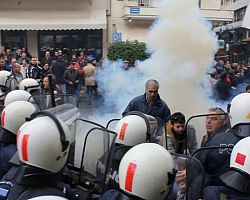 Άλλη η άποψη της Αστυνομίας για τα επεισόδια στη Νάουσα