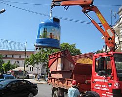 Πραγματοποιήθηκε για πρώτη φορά η αποκομιδή των γυάλινων απορριμμάτων στον Δήμο Αλμωπίας