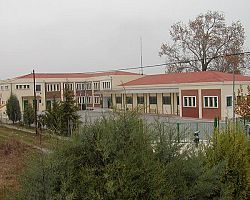 Στο Λύκειο Σκύδρας η Δήμαρχος για τη γιορτή του Πολυτεχνείου.