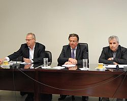 Σύσκεψη για την προώθηση των παρακάμψεων Γιαννιτσών και Χαλκηδόνας και του Προαστιακού Σιδηροδρόμου Θεσσαλονίκη-Έδεσσα-Φλώρινα