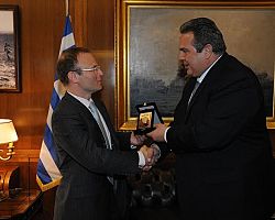 Ο Υπουργός Εθνικής Άμυνας Πάνος Καμμένος συναντήθηκε με τον πρέσβη της Μεγάλης Βρετανίας