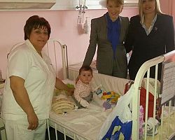 Επισκέψεις της Θεοδώρας Τζάκρη στα νοσοκομεία Έδεσσας και Γιαννιτσών