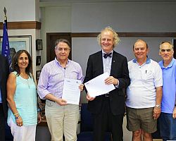 Υπογραφή συμφώνου εκπαιδευτικής συνεργασίας μεταξύ του Πανεπιστημίου Μακεδονίας και του Πανεπιστημίου Charles Darwin της Αυστραλίας με τη συμβολή του Αντιπεριφερειάρχη Πέλλας