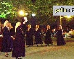 PELLANET LIVE: Τραγούδι και χορός στο Πανηγύρι Αγίας Παρασκευής στους Τσάκους [ΕΙΚΟΝΕΣ]