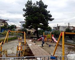 Έδεσσα: Τοποθέτηση παιδικής χαράς στη Πλατεία Μικράς Ασίας