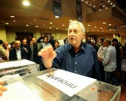 Επανεκλογή Φώτη Κουβέλη στην προεδρία της ΔΗΜΑΡ