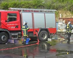 Η Π.Υ. Έδεσσας για για την ανάσυρση ατόμου που πήδηξε στο κενό από τον Ψηλό Βράχο