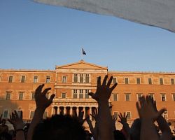 Βόμβα στη Βουλή! Βουλευτής “φυγάδευσε” στο εξωτερικό 1 εκατ. ευρώ