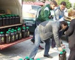 Διανομή λαδιού απο την ΕΝΩΣΗ ΣΥΝΤΑΞΙΟΥΧΩΝ ΙΚΑ ΓΙΑΝΝΙΤΣΩΝ ΚΑΙ ΠΕΡΙΧΩΡΩΝ