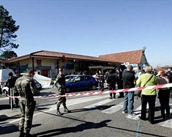 Τράβαγε βίντεο την εκτέλεση έξω από το εβραϊκό σχολείο ο δράστης;