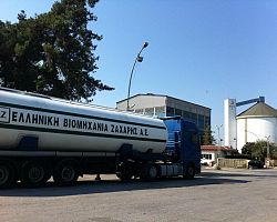 Επ΄ αόριστον κατάληψη του εργοστασίου της ΕΒΖ στο Πλατύ από τευτλοπαραγωγούς