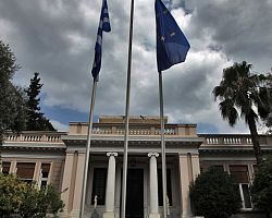 Αισιοδοξία αλλά και ανησυχία στην κυβέρνηση