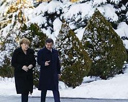 Στην Άγκυρα η Μέρκελ σε αναζήτηση λύσης για το προσφυγικό