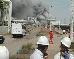 Μεξικό: Φονική έκρηξη σε εργοστάσιο πετροχημικών