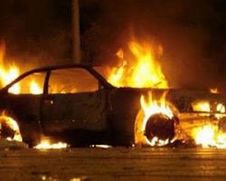Σοκ!!! Ψυχοπαθής πυρομανής καίει αυτοκίνητα στη Νάουσα. Νέο κρούσμα σήμερα το πρωί!!