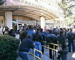 Κατάληψη του Διοικητηρίου από τη Συντονιστική Επιτροπή Αγροτών. (ΕΙΚΟΝΕΣ)
