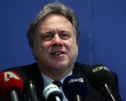 Κατρούγκαλος: Εκπτώσεις έως 50% στις εισφορές