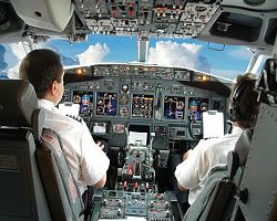 Μωρό σταμάτησε να αναπνέει εν ώρα πτήσης, αλλά σώθηκε χάρη στον κυβερνήτη.