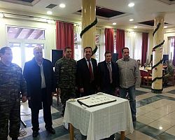 Ο Αντιπεριφερειάρχης Πέλλας Θεόδωρος Θεοδωρίδης στο εορταστικό γεύμα της Μεραρχίας σε άτομα με αναπηρία