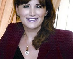 Γιορτινές ευχές από τη Δήμαρχο Σκύδρας