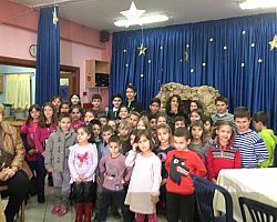 ΚΔΑΠ Γιαννιτσών: Χριστουγεννιάτικη γιορτή αφιερωμένη στον … Ρίνκελ!!!