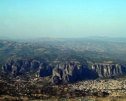 Πανοραμικές λήψεις από την Καλαμπάκα και τα Μετέωρα