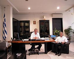 Η μεταφορά των μαθητών στους «ώμους» της Τοπικής και Περιφερειακής Αυτοδιοίκησης