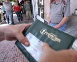 Παρατείνεται η ισχύς των βιβλιαρίων υγείας των ανασφάλιστων υπερηλίκων του ΟΓΑ