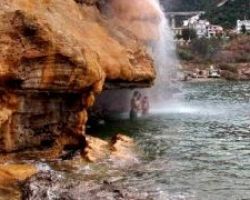 «Λουτροθεραπεία στην Αιδηψό»