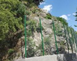 Κατασκευή αναστήριξης βράχων στα Λουτρά Αλμωπίας