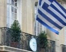 Ελληνική πρεσβεία στο Παρίσι: Δεν υπάρχουν Eλληνες μεταξύ των θυμάτων