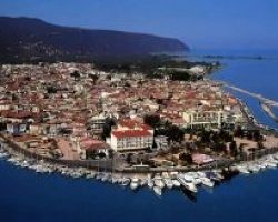 ΤΟ ΝΗΣΙ ΤΗΣ ΛΕΥΚΑΔΑΣ ΣΤΗΝ ΕΚΠΟΜΠΗ  “ΜΙΑ ΦΩΤΟΓΡΑΦΙΑ ΜΙΑ ΙΣΤΟΡΙΑ” ΤΗΣ “PELLA TV”