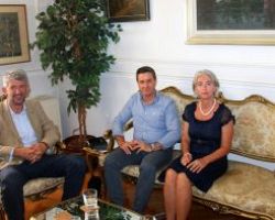 ΣΥΝΑΝΤΗΣΗ ΤΟΥ ΔΗΜΑΡΧΟΥ ΑΛΜΩΠΙΑΣ ΜΕ ΤΟΝ ΓΕΝΙΚΟ ΠΡΟΞΕΝΟ ΤΗΣ ΣΕΡΒΙΑΣ