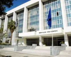 ﻿  Στο κακουργιοδικείο παραπέμπονται δύο πρώην πρόεδροι νομαρχιακής επιχείρησης για κακοδιαχείριση