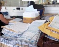 “Βροχή” πέφτουν οι εντολές κατάσχεσης καταθέσεων από τη ΓΓΔΕ