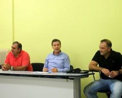 ΣΕ ΘΕΡΜΟ ΚΛΙΜΑ Η ΣΥΝΑΝΤΗΣΗ ΤΟΥ ΔΗΜΑΡΧΟΥ ΑΛΜΩΠΙΑΣ κ. ΔΗΜΗΤΡΗ ΜΠΙΝΟΥ ΜΕ ΤΟΥΣ ΠΡΟΕΔΡΟΥΣ ΤΗΣ ΑΝΑΤΟΛΙΚΗΣ ΑΛΜΩΠΙΑΣ