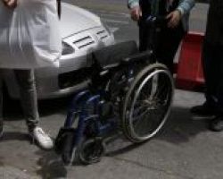Κόβουν το επίδομα πρόνοιας σε συνταξιούχους του Δημοσίου με βαριές αναπηρίες