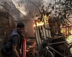 Σχεδόν 10.000 νεκροί ο ετήσιος απολογισμός των ρωσικών επιδρομών στη Συρία
