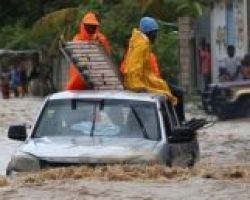 Τραγικός ο απολογισμός από το πέρασμα του τυφώνα Μάθιου